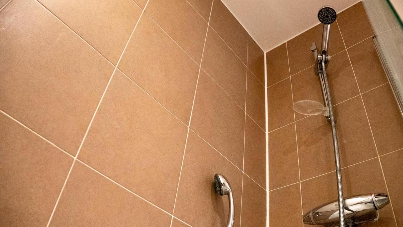 Cosy One-Bed Apartment In Central Лондон Екстериор снимка