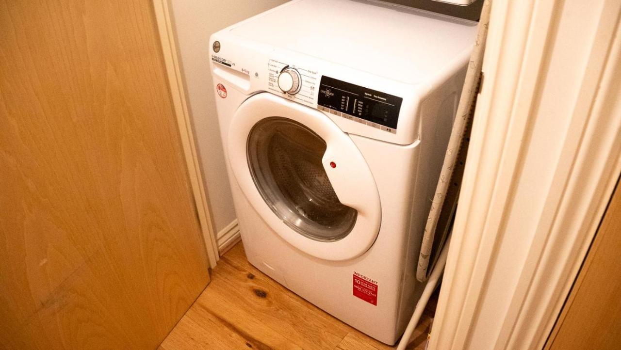 Cosy One-Bed Apartment In Central Лондон Екстериор снимка