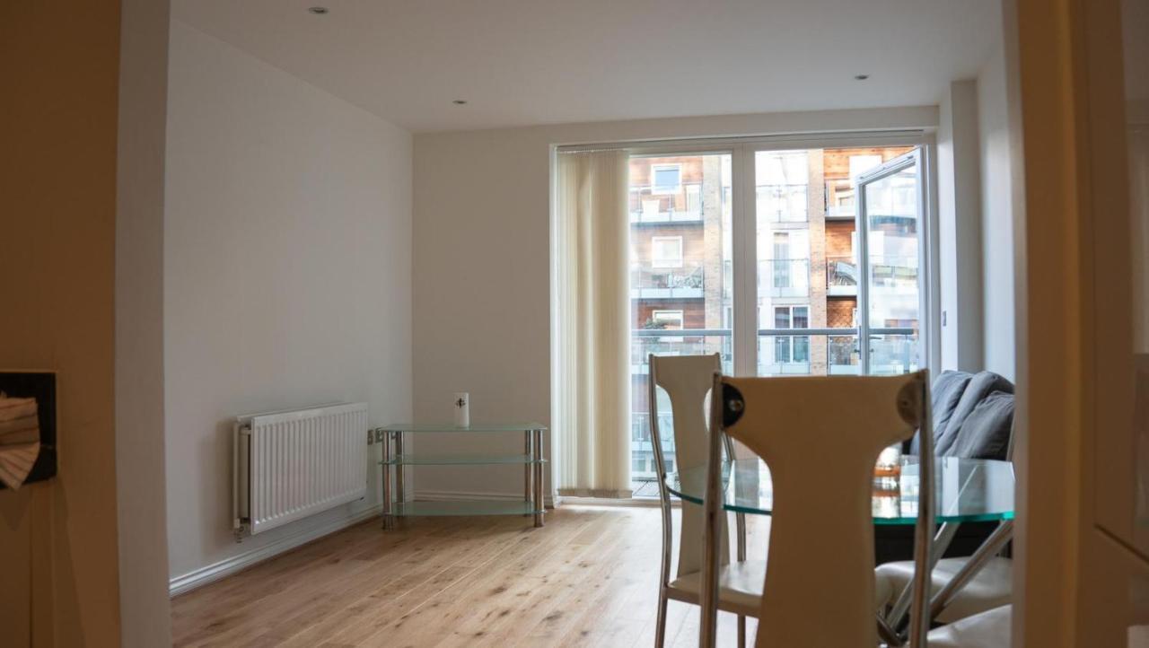 Cosy One-Bed Apartment In Central Лондон Екстериор снимка